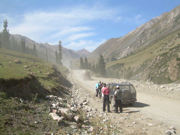 Tengri-Road to Kumtor Goldmine